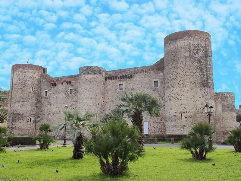 Majorana Palace Aeroporto di Catania Fontana Rossa Esterno foto